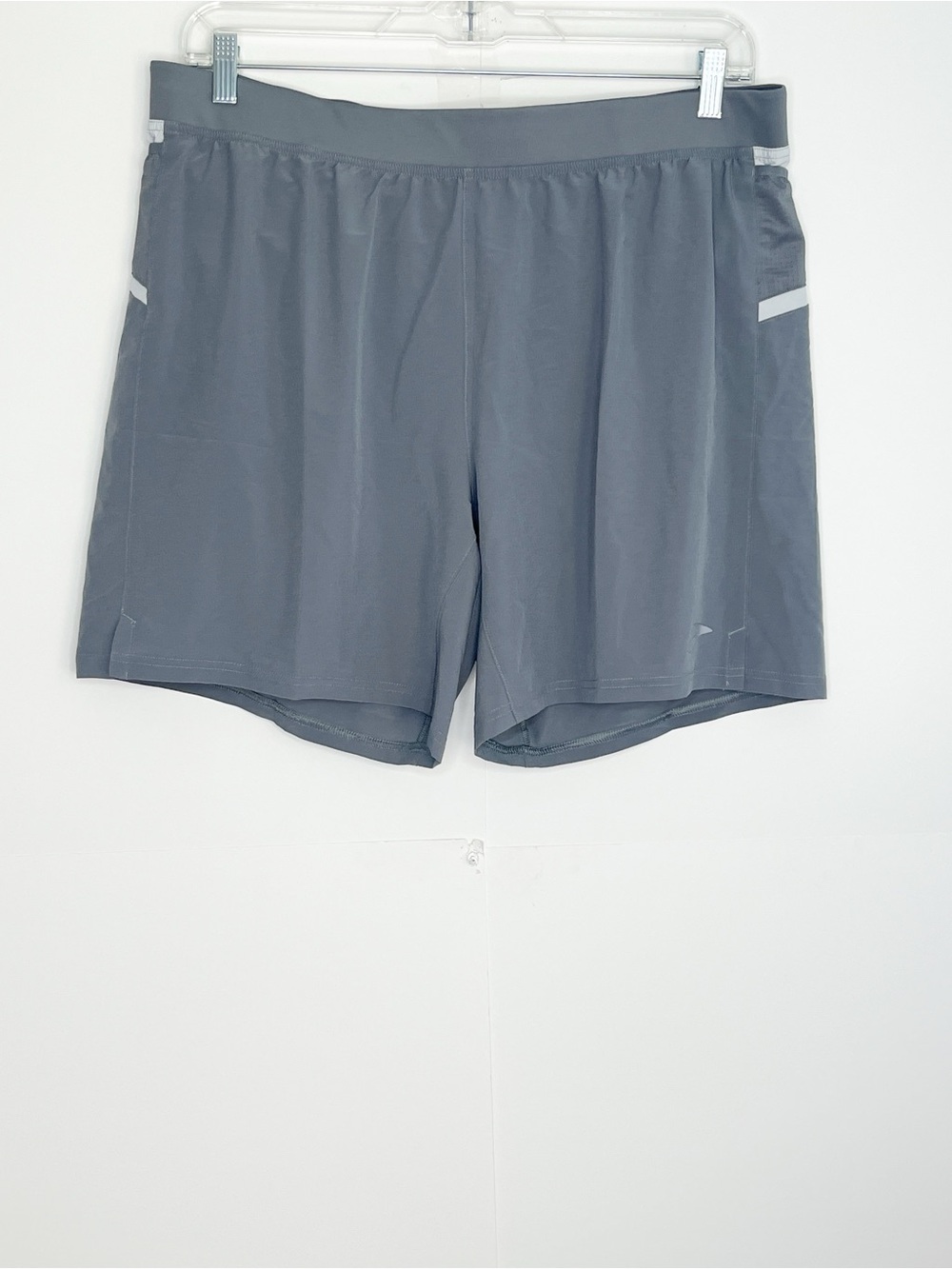 Brooks Mens Shorts Size XL